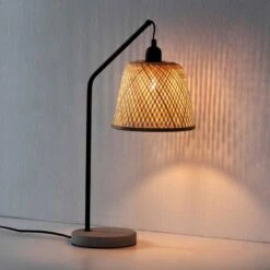 Lampe à Poser Sakura En Bamboo -Lumea Boutique 7036ac7a06dd4780b1f81a3a569702bf